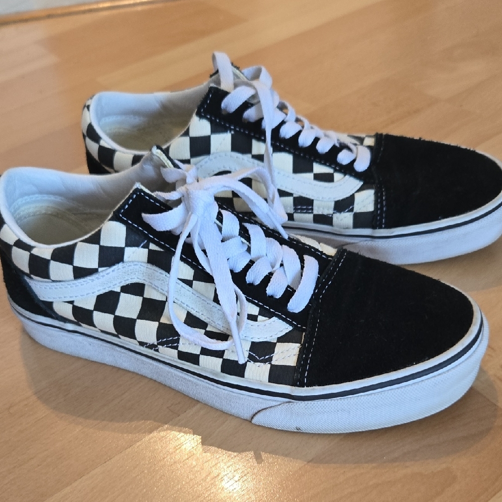 Vans Old Skool Checkered Sneakers